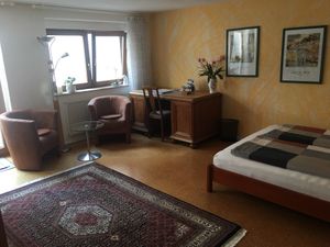 18760279-Ferienwohnung-3-Freiburg im Breisgau-300x225-3