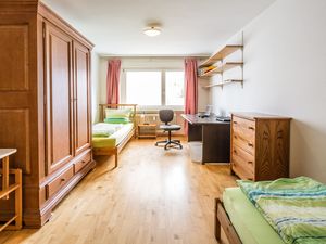 18807321-Ferienwohnung-6-Freiburg im Breisgau-300x225-1