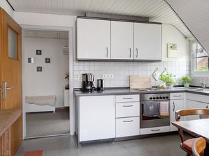 18726389-Ferienwohnung-6-Freiburg im Breisgau-300x225-5