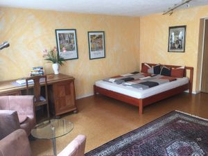 18760279-Ferienwohnung-3-Freiburg im Breisgau-300x225-1