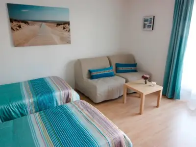 BEDROOM, INSIDE