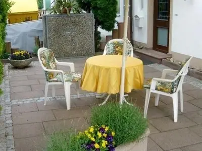 Ferienwohnung für 3 Personen (65 m²) in Freiburg 1/7