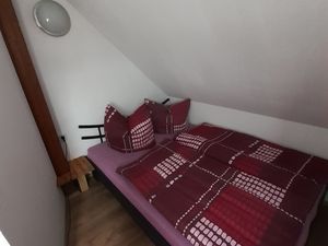 23351194-Ferienwohnung-4-Freital-300x225-5