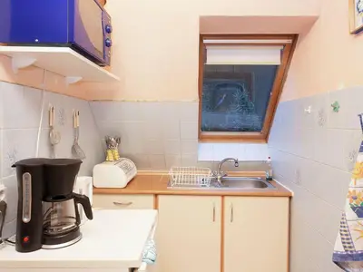 Kochbereich. Küche mit Spüle u.Geräte