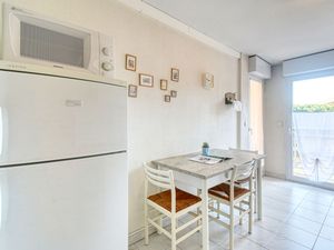 23862165-Ferienwohnung-5-Fréjus-300x225-1