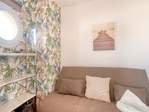 23839984-Ferienwohnung-4-Fréjus-300x225-3