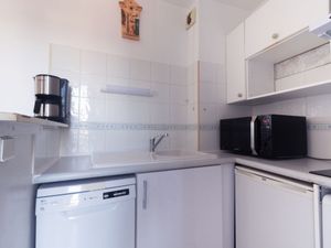 23855904-Ferienwohnung-4-Fréjus-300x225-1