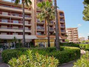 23836654-Ferienwohnung-4-Fréjus-300x225-5