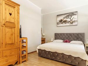 23296723-Ferienwohnung-2-Frejus-300x225-0