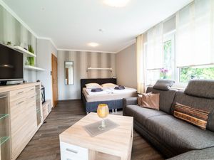 22169501-Ferienwohnung-4-Fresenburg-300x225-1