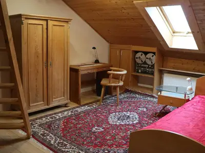 Schlafzimmer 2 DG