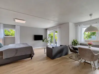 Photo, INSIDE, OUTSIDE
