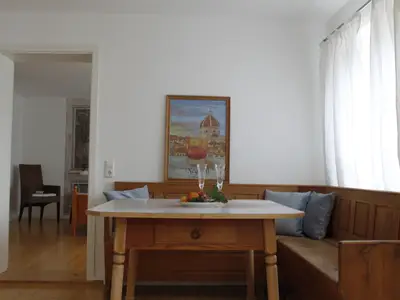 gemütliche Eckbank