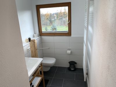 Badezimmer Wohnug rechts