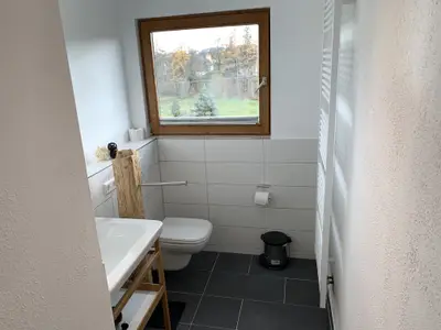 Badezimmer Wohnug rechts