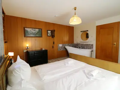 Ferienwohnung für 8 Personen (150 m²) in Friedenweiler 1/10