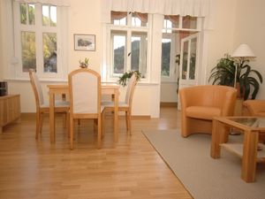 17888961-Ferienwohnung-4-Friedrichroda-300x225-3