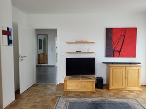 23374348-Ferienwohnung-2-Friedrichshafen-300x225-3