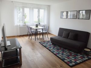 23646135-Ferienwohnung-4-Friedrichshafen-300x225-3