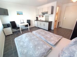 23357810-Ferienwohnung-2-Friedrichshafen-300x225-1