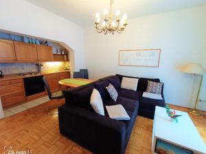 23367403-Ferienwohnung-2-Friedrichshafen-300x225-2