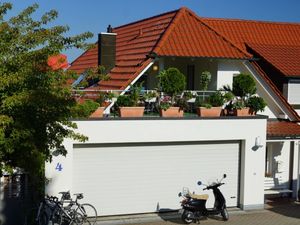 22028197-Ferienwohnung-2-Friedrichshafen-300x225-1