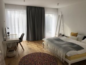 23671292-Ferienwohnung-3-Friedrichshafen-300x225-1