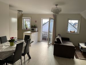 23832481-Ferienwohnung-5-Friedrichshafen-300x225-5