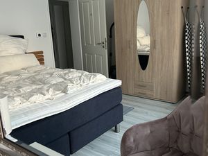 23569217-Ferienwohnung-7-Friedrichshafen-300x225-3