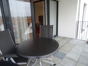 24035629-Ferienwohnung-4-Friedrichshafen-300x225-5