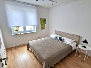 23964079-Ferienwohnung-5-Friedrichshafen-300x225-3