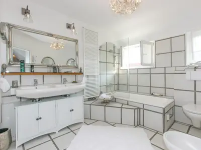 Ferienwohnung für 6 Personen (78 m²) in Friedrichshafen 2/10