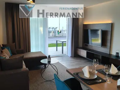 Ferienwohnung für 2 Personen (65 m²) in Friedrichshafen 1/10