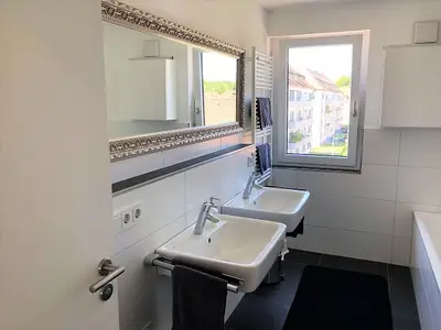 Ferienwohnung für 8 Personen (119 m²) in Friedrichshafen 6/10