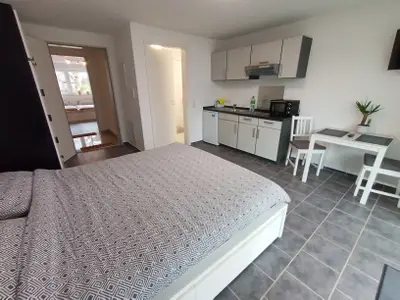 Ferienwohnung für 3 Personen (25 m²) in Friedrichshafen 1/8