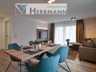 Ferienwohnung für 4 Personen (95 m²) in Friedrichshafen 1/10