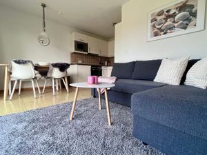 23670331-Ferienwohnung-3-Friedrichskoog-300x225-2