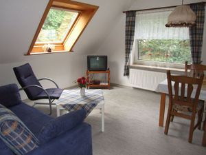 837873-Ferienwohnung-4-Friedrichskoog-300x225-5