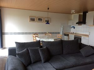 22423721-Ferienwohnung-4-Friedrichskoog-300x225-3