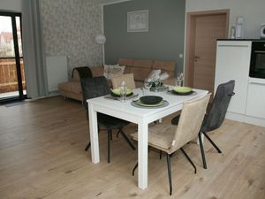 23965687-Ferienwohnung-5-Fritzlar-300x225-4