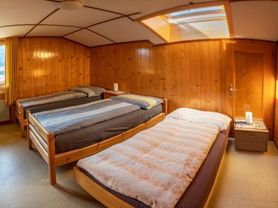 Schlafzimmer 2 mit 3 Betten