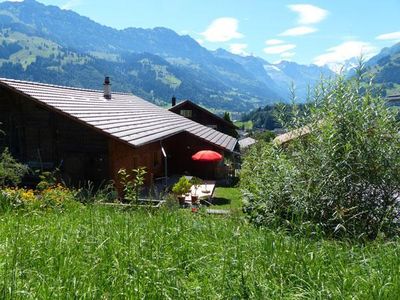 blick von oben sitzbank auf Dolden-und Balmhorn mit Altels