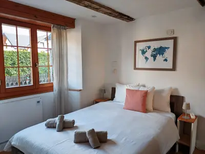 Schlafzimmer 1