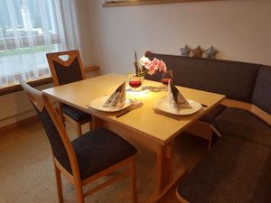 18369487-Ferienwohnung-4-Ftan-300x225-5