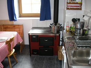 18726997-Ferienwohnung-8-Ftan-300x225-2