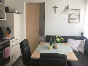 24035011-Ferienwohnung-4-Fügen-300x225-1