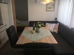 24035011-Ferienwohnung-4-Fügen-300x225-2