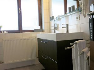 24035023-Ferienwohnung-5-Fügen-300x225-3