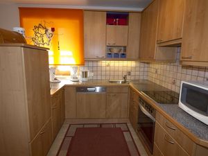 24035285-Ferienwohnung-6-Fügen-300x225-1