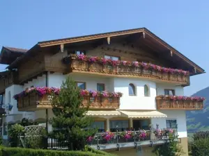 Ferienwohnung für 8 Personen (90 m²) in Fügen